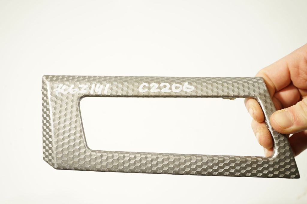 Dashboard glove box trim (13)