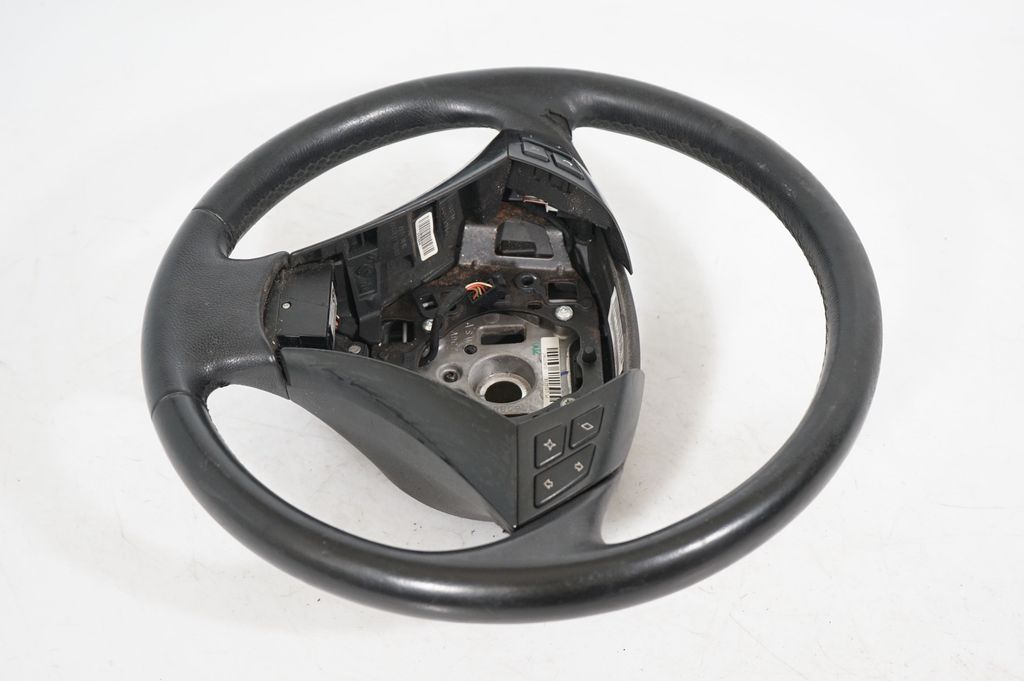 Steering wheel (2)
