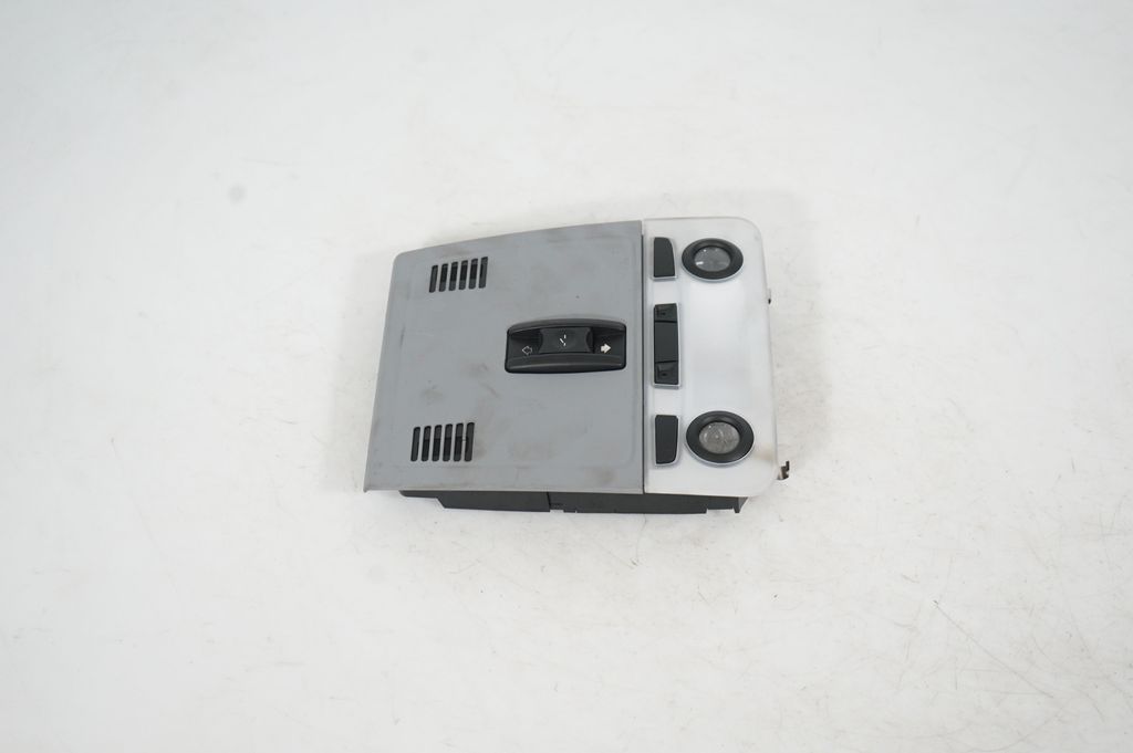 Front seat light (2)