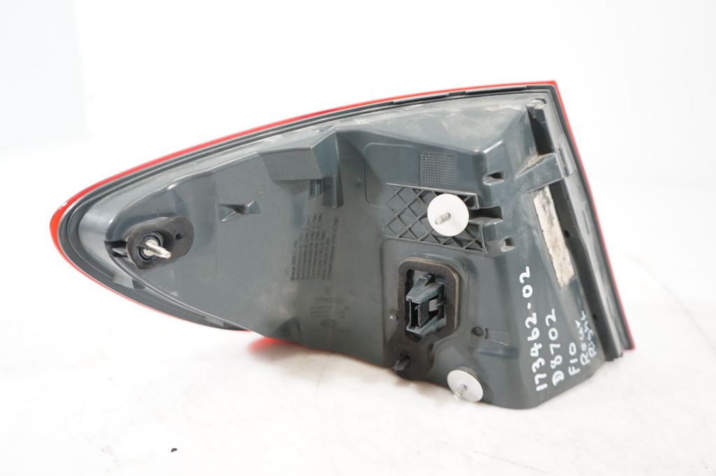 Rear/tail lights (8)