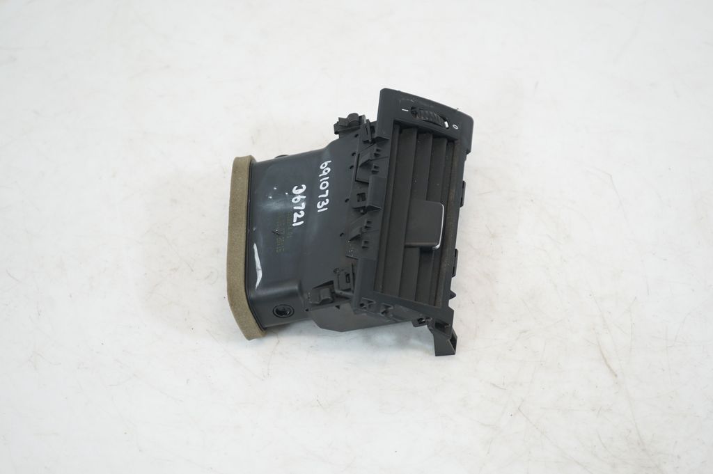 Dashboard side air vent grill/cover trim (4)