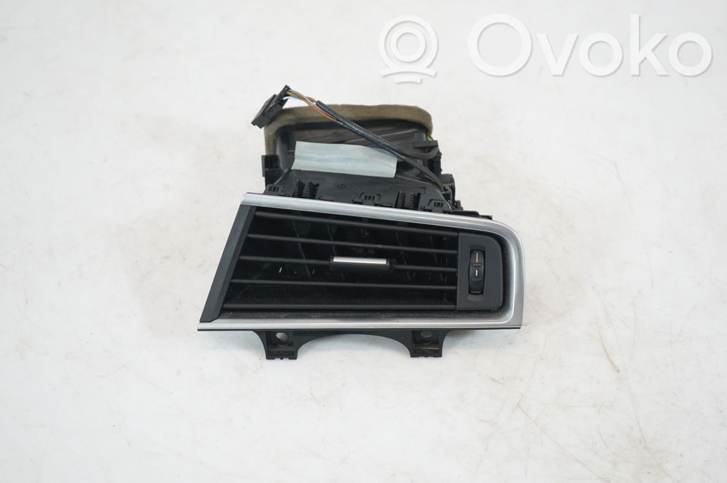 Dash center air vent grill