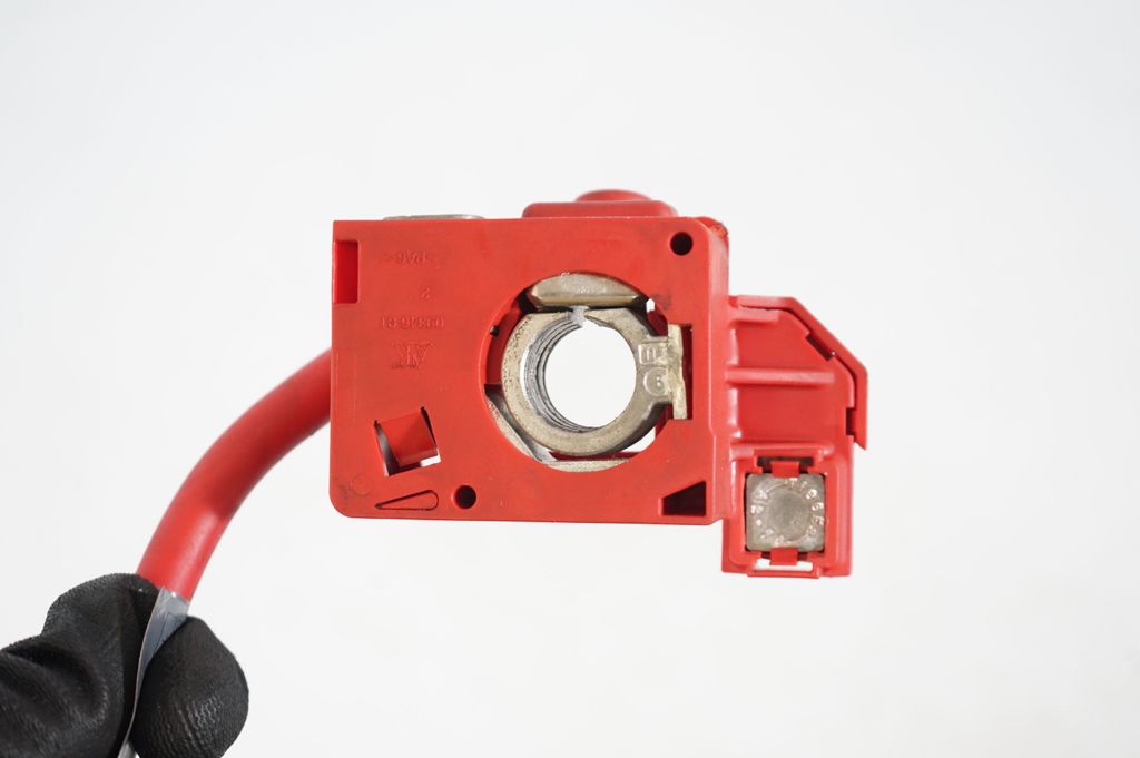 Positive cable (battery) (6)