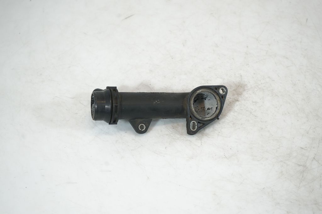 Engine coolant pipe/hose (5)