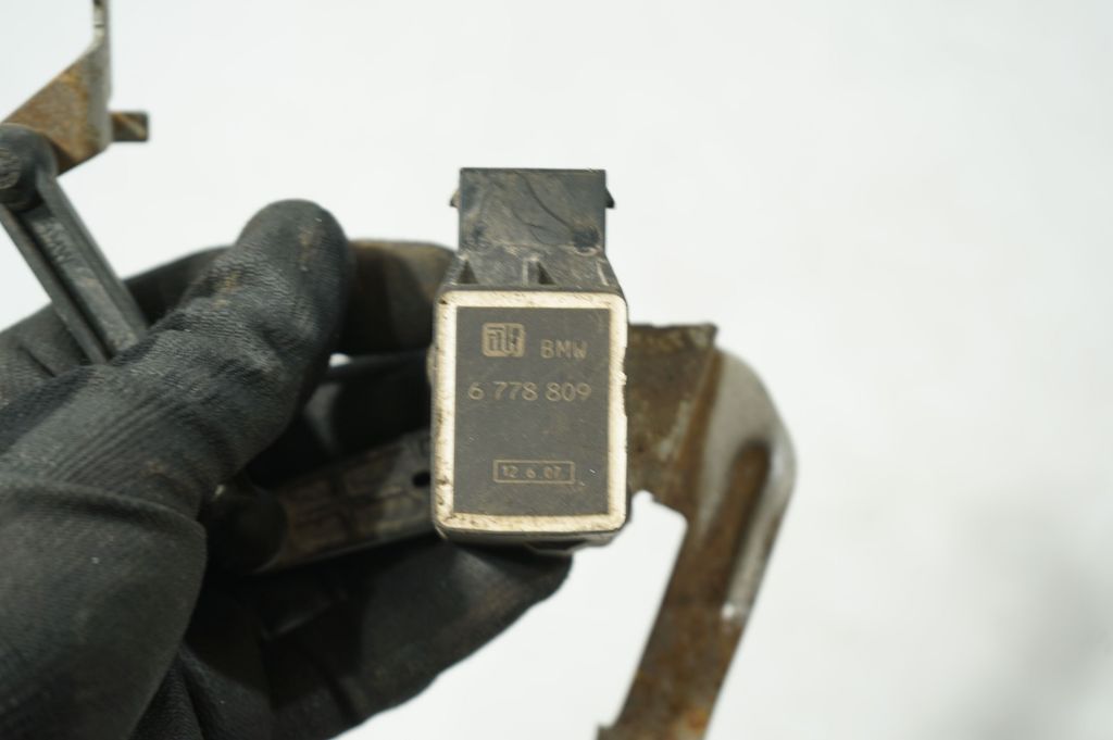 Headlight/headlamp level sensor (8)