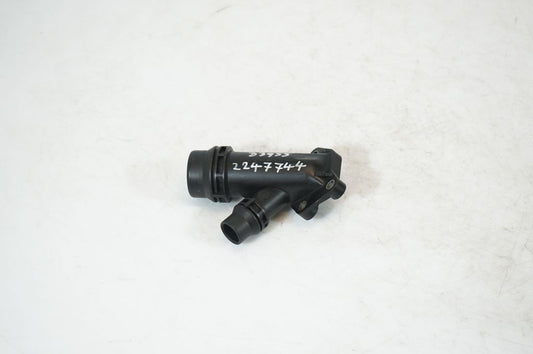 Engine coolant pipe/hose