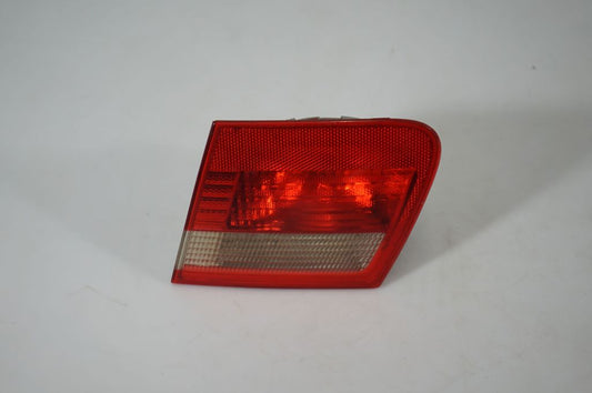 Tailgate rear/tail lights