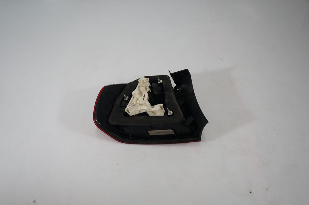 Rear/tail lights (5)