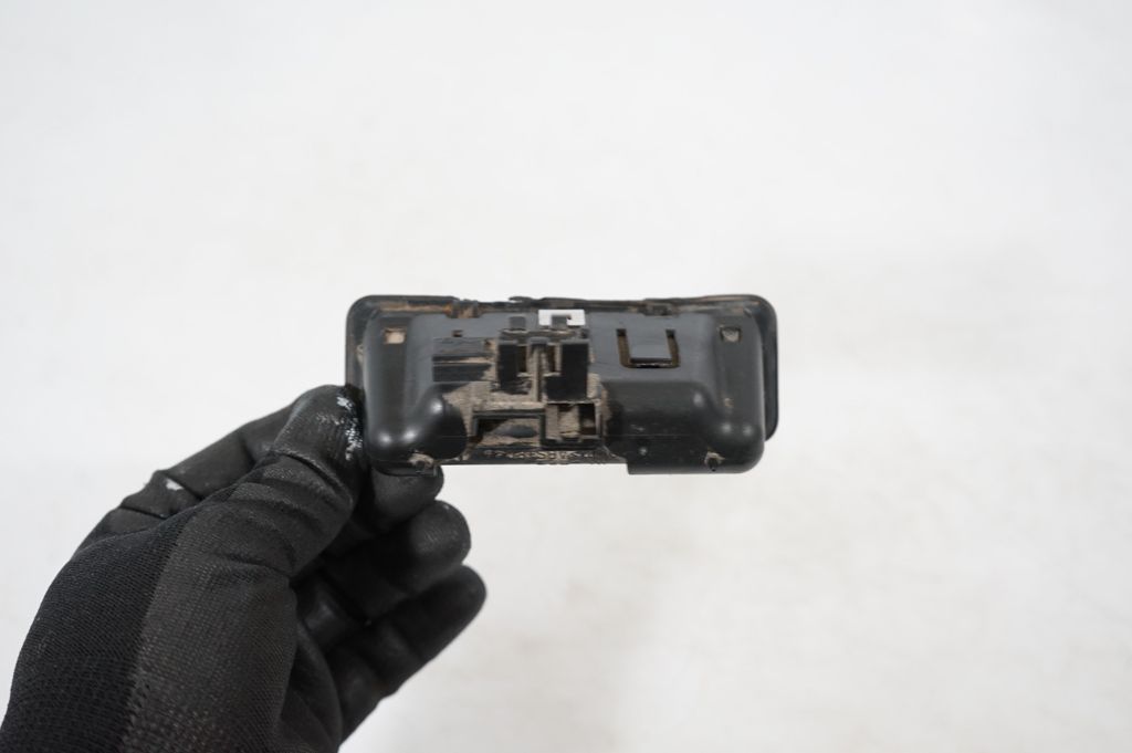 Tailgate/trunk/boot exterior handle (6)