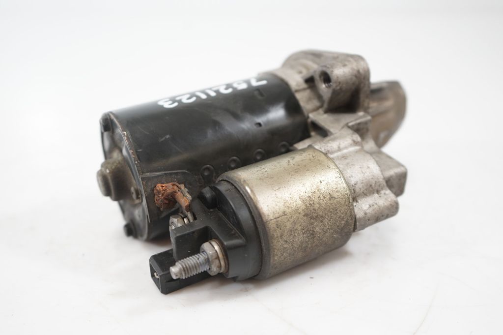Starter motor (8)