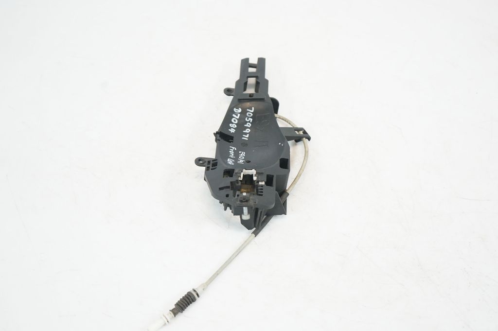 Front door exterior handle/bracket (2)