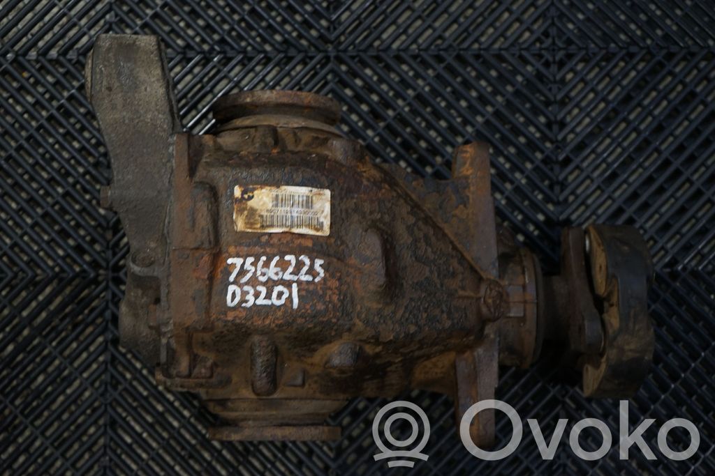 Rear differential (6)