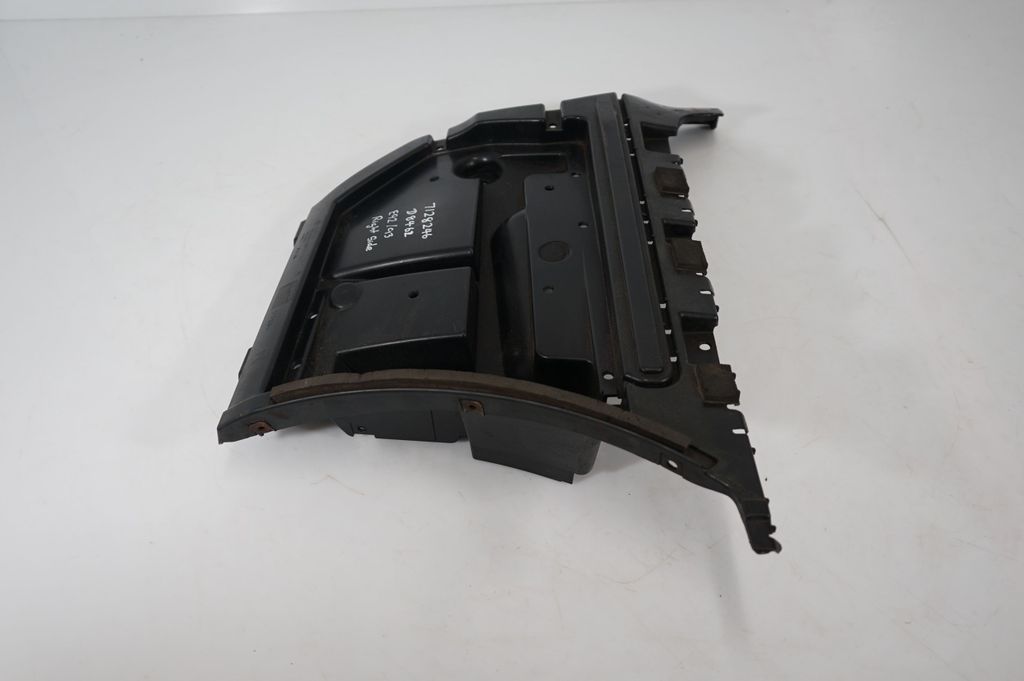 Rear bumper mounting bracket (2)