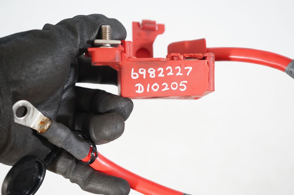 Positive cable (battery) (9)