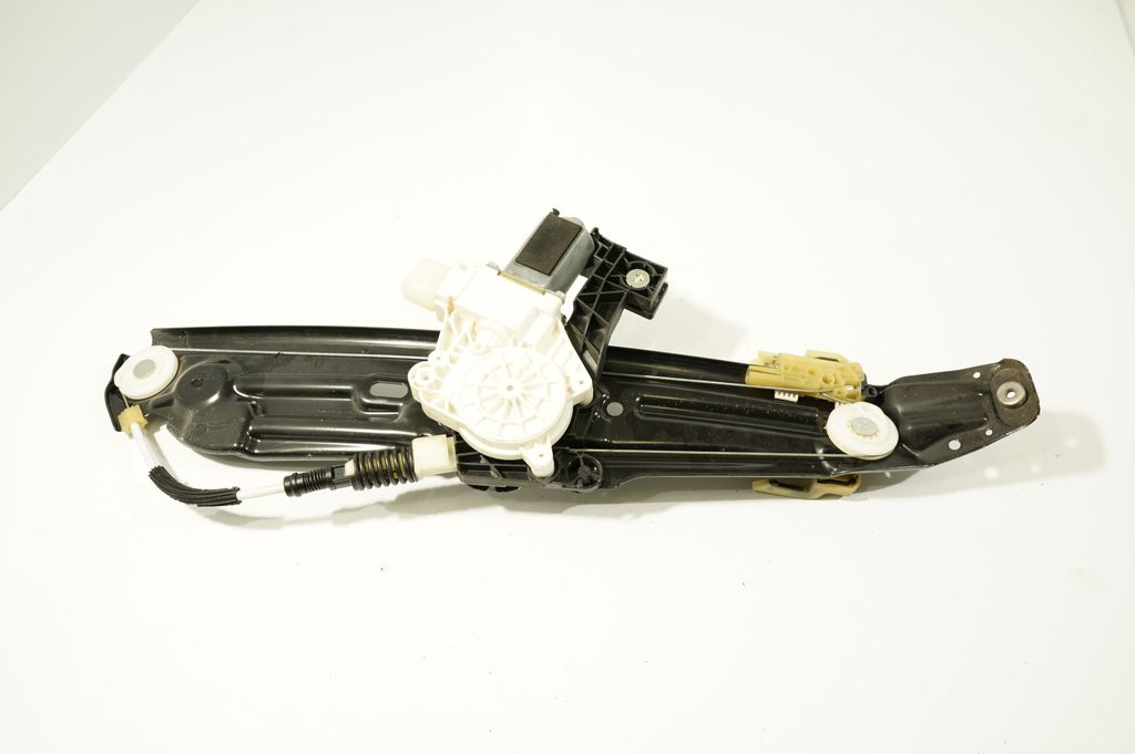 Rear door window regulator with motor