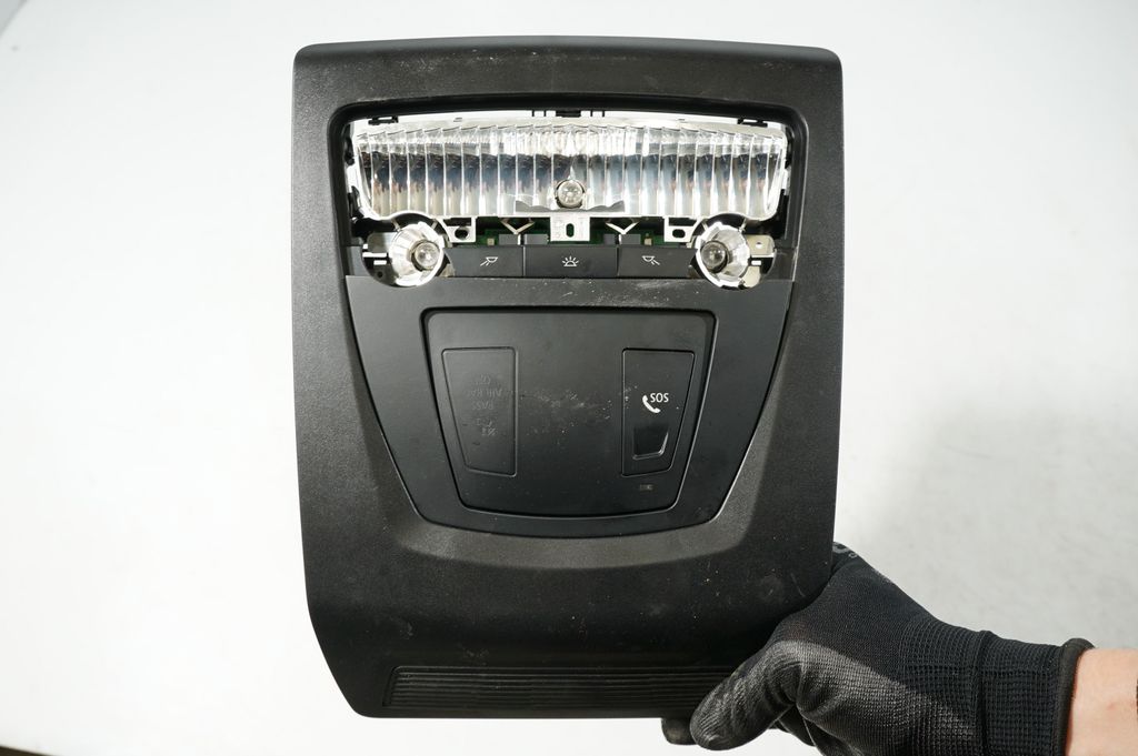 Front seat light (7)