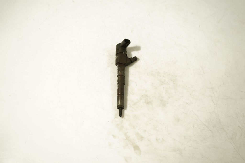 Fuel injector