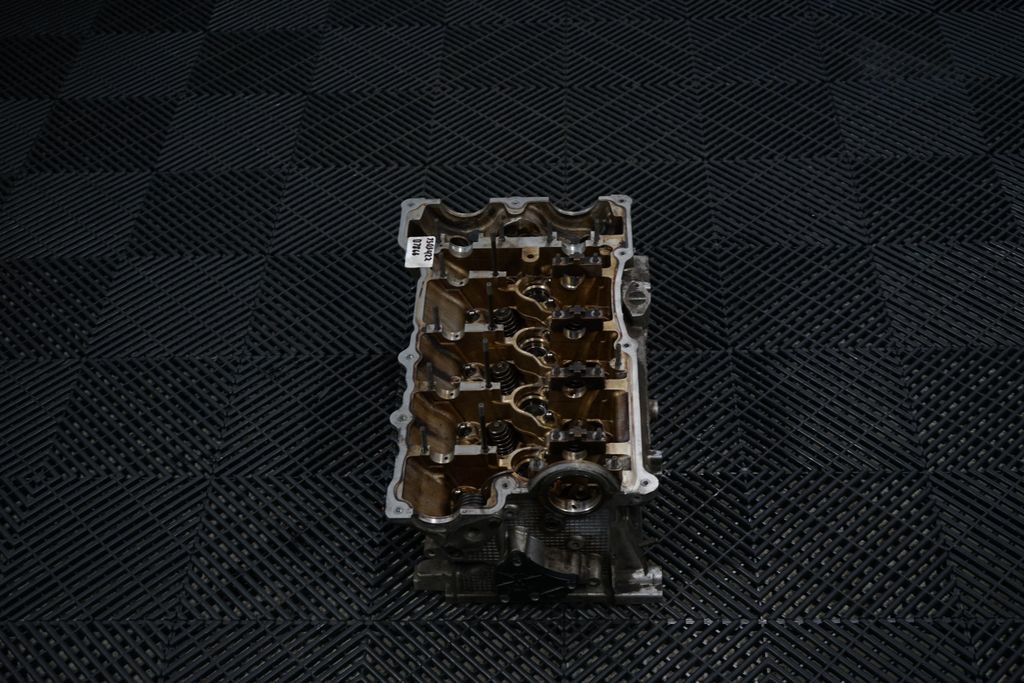 Engine head (2)
