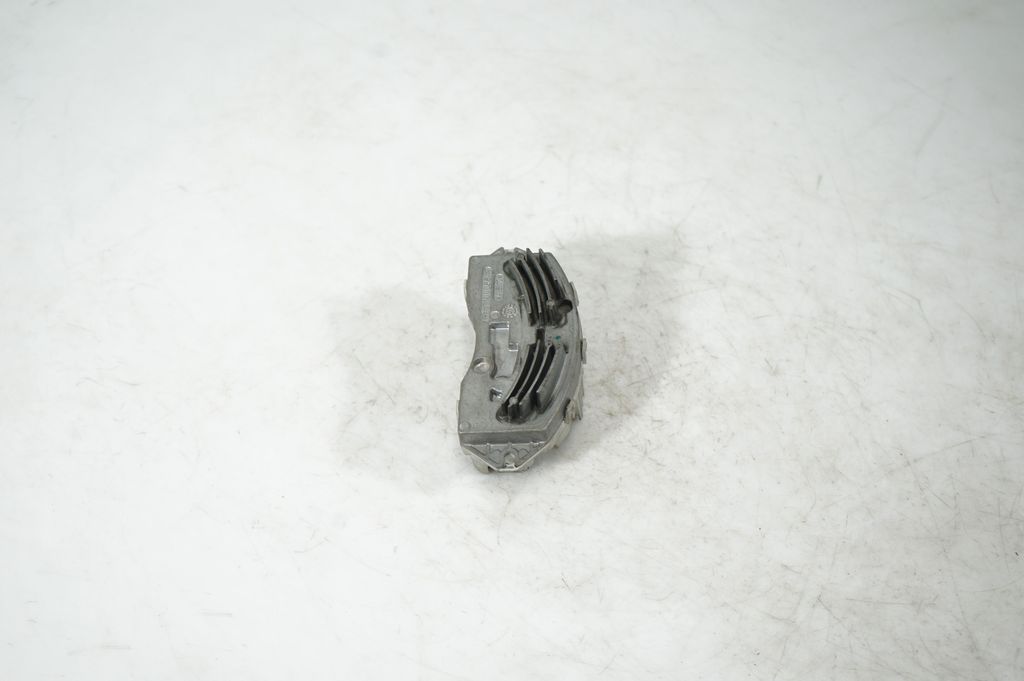 Heater blower motor/fan resistor (2)