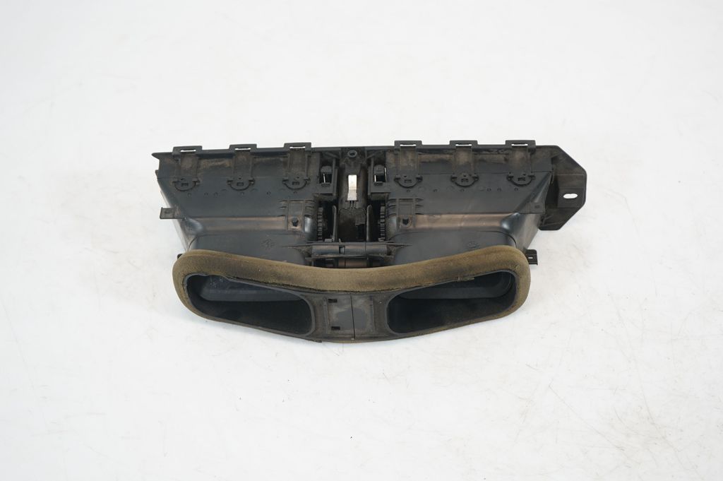 Dash center air vent grill (5)