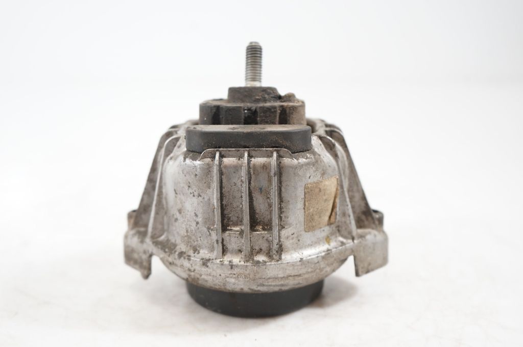 Engine mount bracket (4)