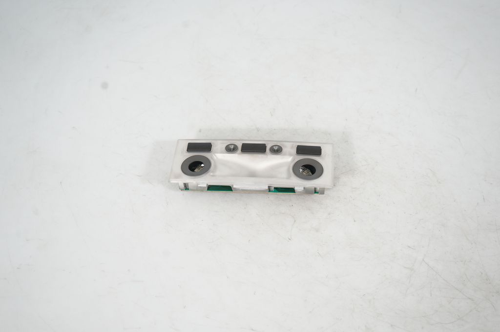 Front seat light (3)