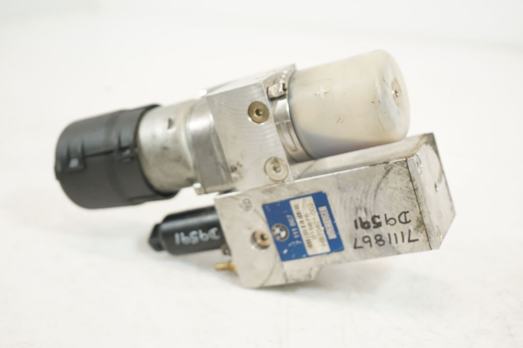 Tailgate hydraulic pump motor (6)