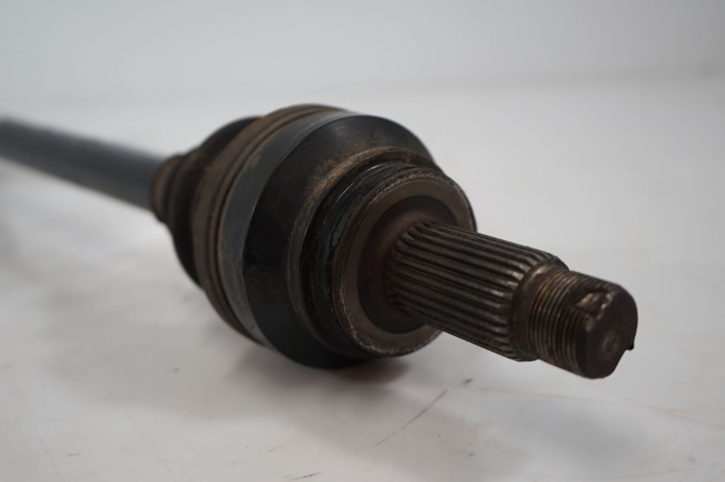 Rear driveshaft (4)