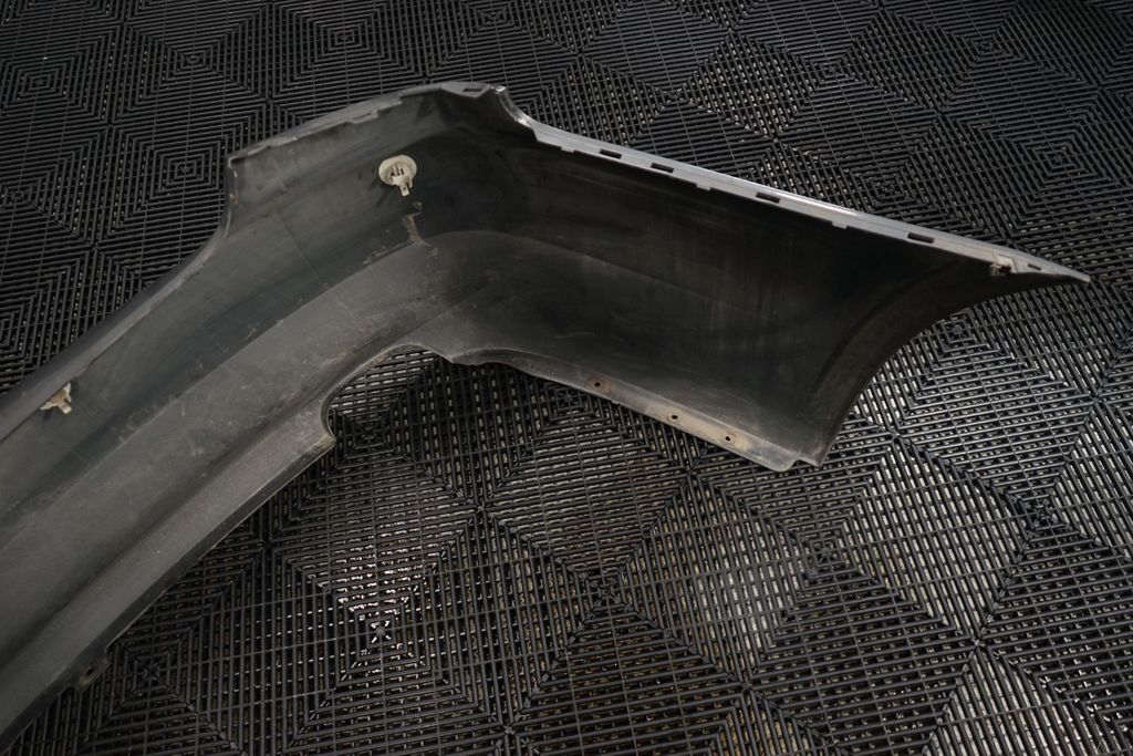 Rear bumper (8)