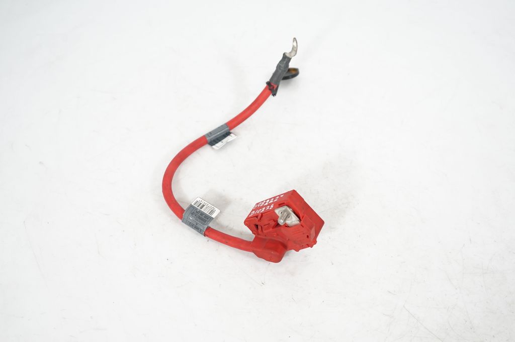 Positive cable (battery) (4)