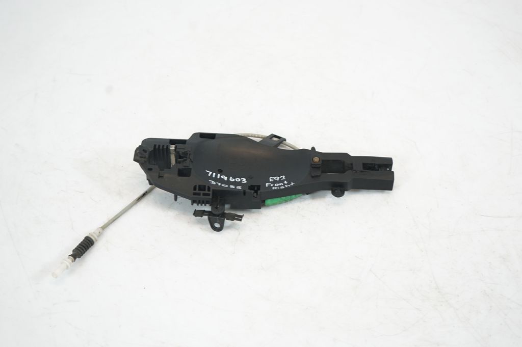 Front door coupe exterior handle/bracket