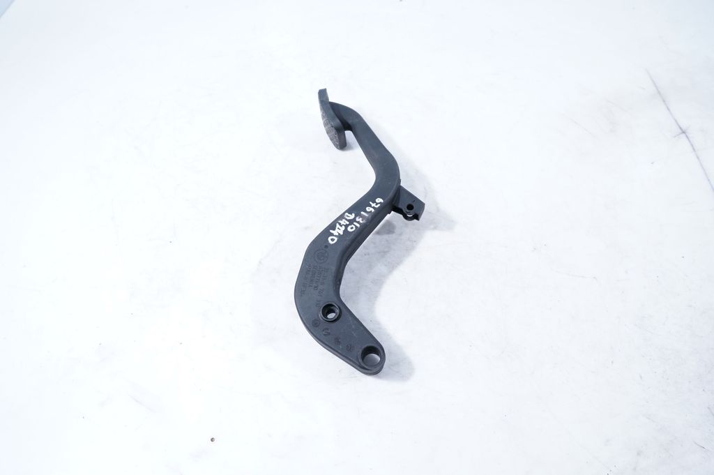 Pedal assembly (2)