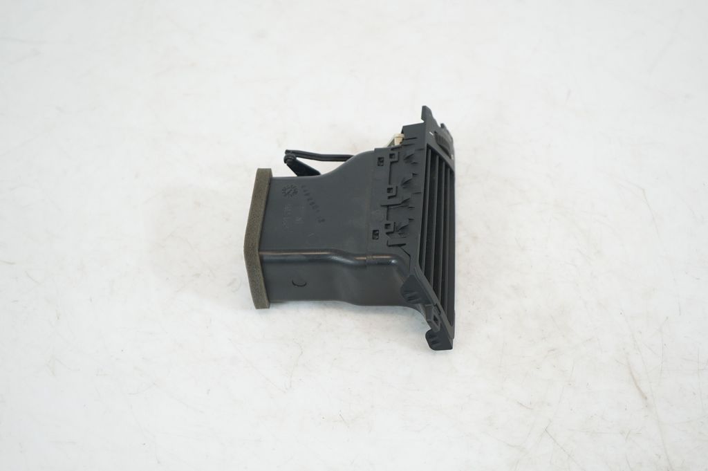 Dashboard side air vent grill/cover trim (4)