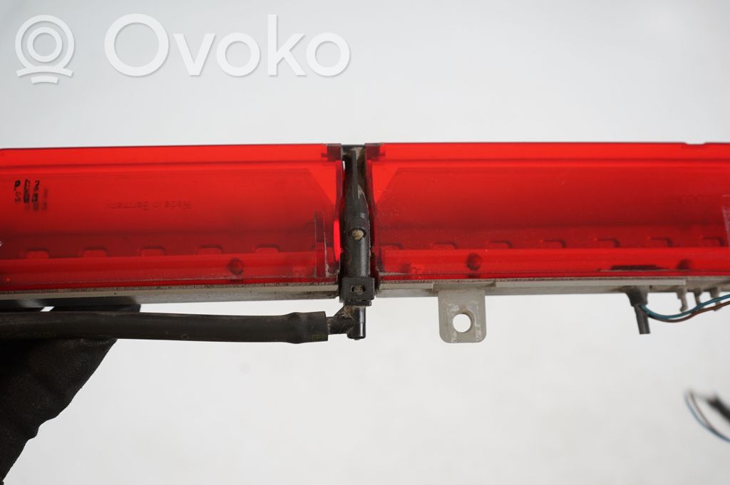 Engine mount bracket (7)