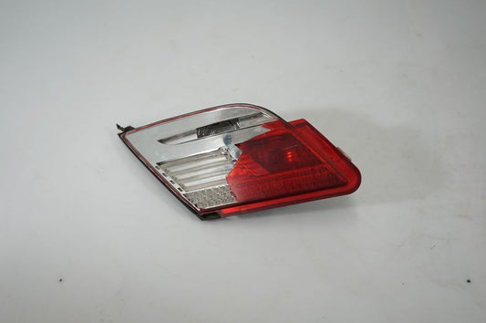 Tailgate rear/tail lights