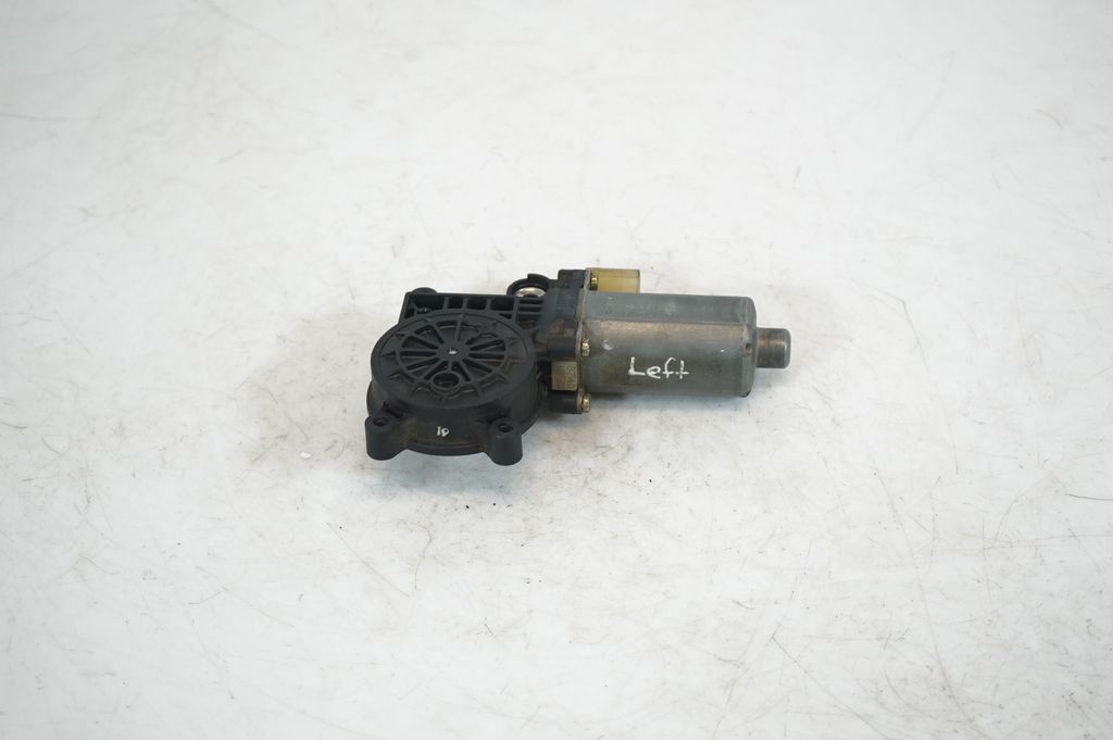 Front door window regulator motor (5)