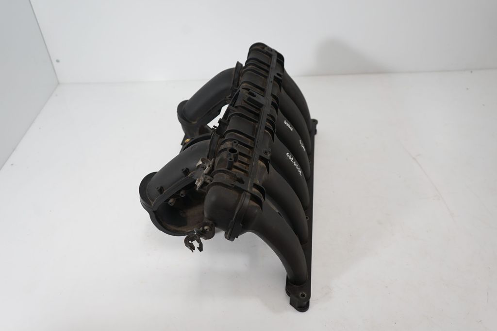 Intake manifold (4)