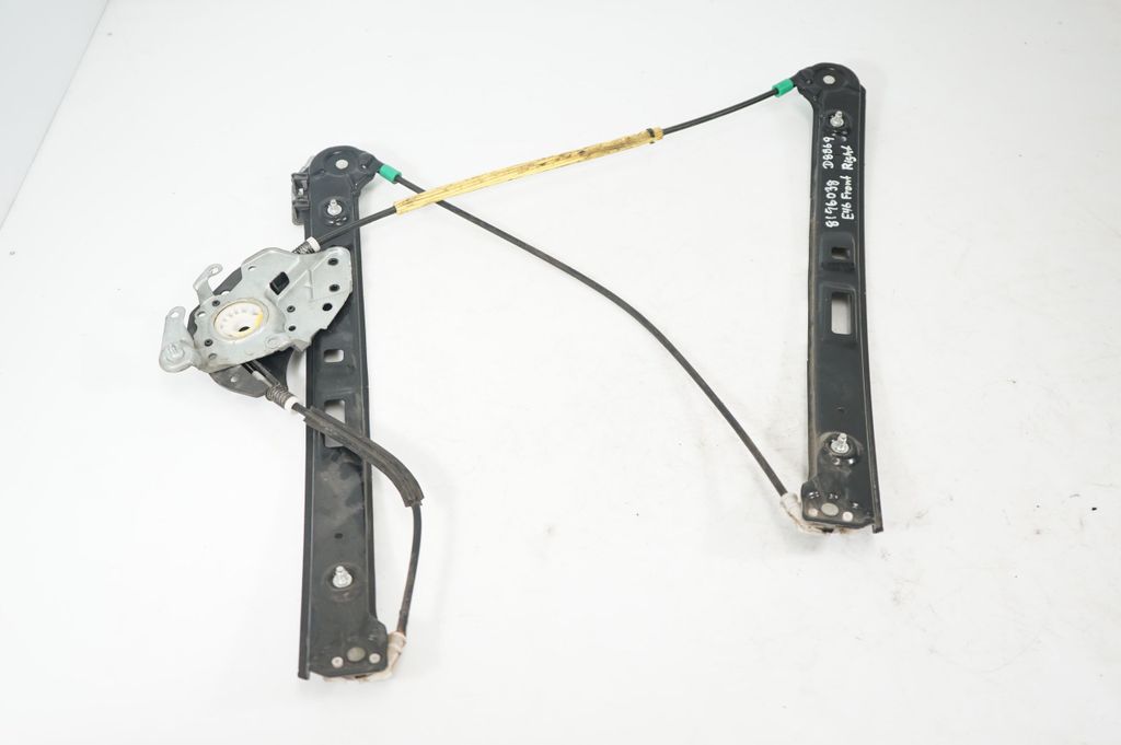 Front door window regulator with motor (4)