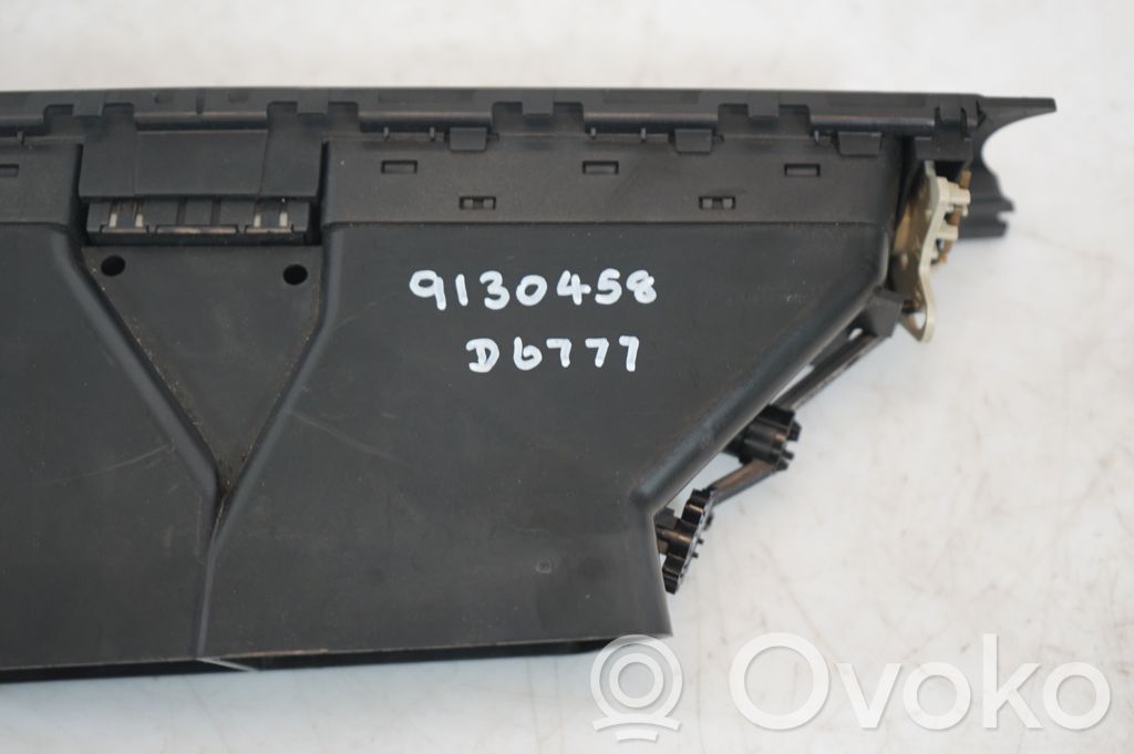 Dash center air vent grill (10)