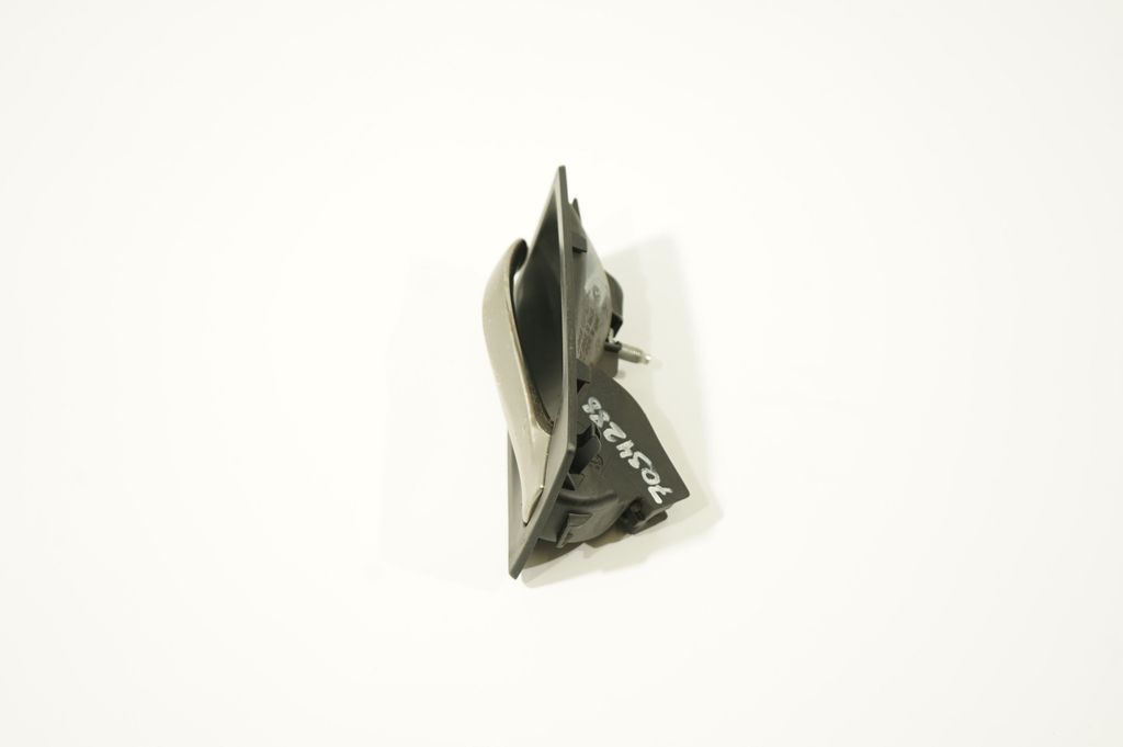 Rear door interior handle (2)
