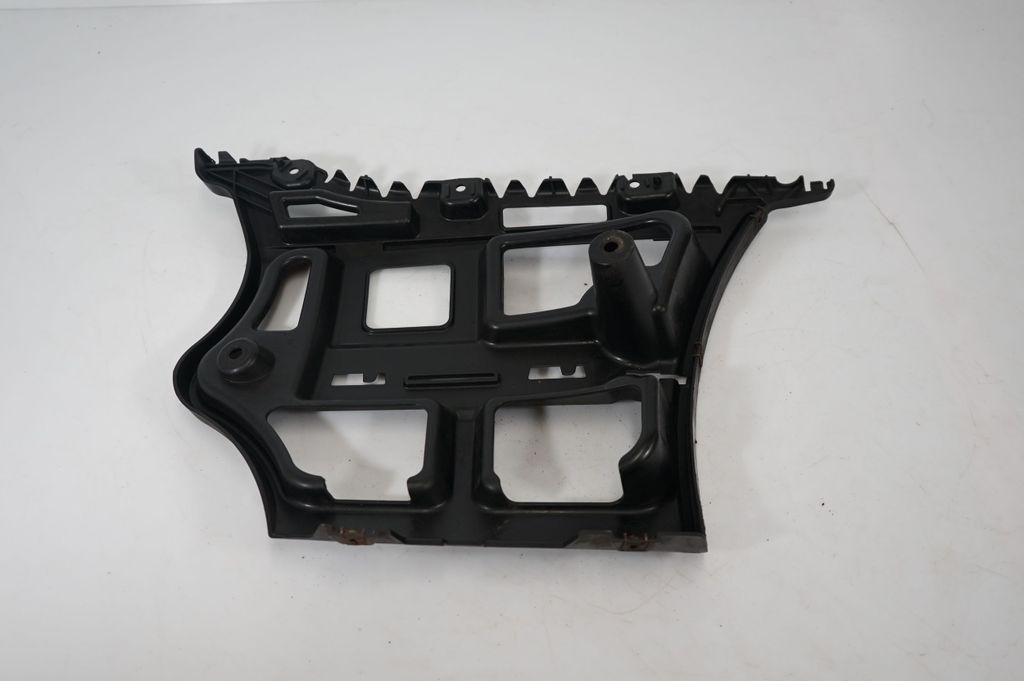 Rear bumper mounting bracket (5)
