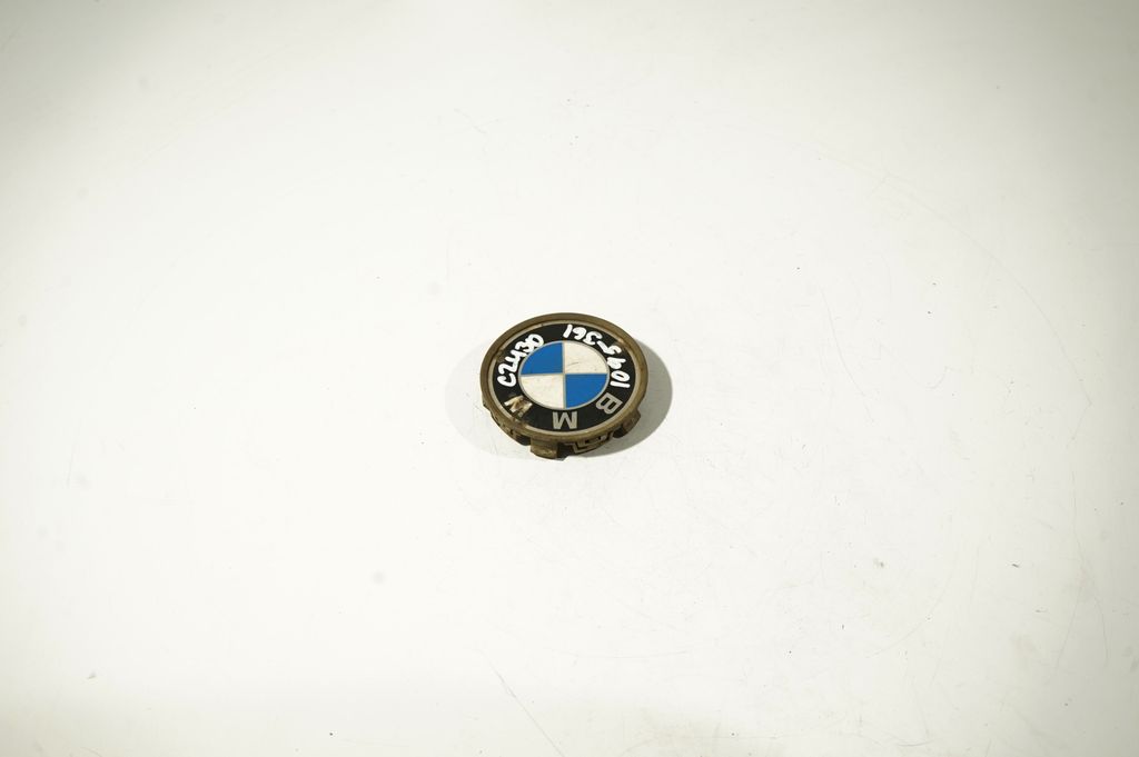 Original wheel cap (4)