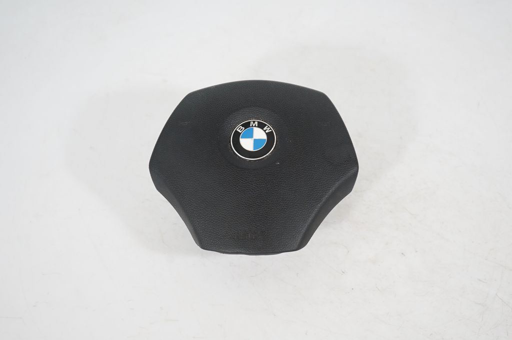 Steering wheel airbag