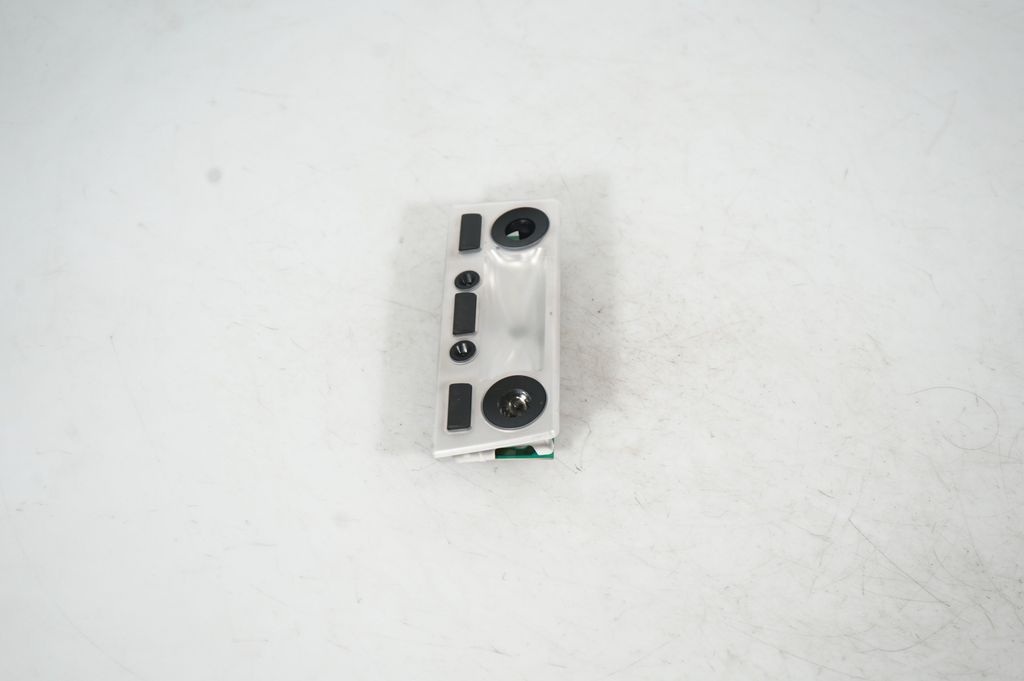 Front seat light (2)