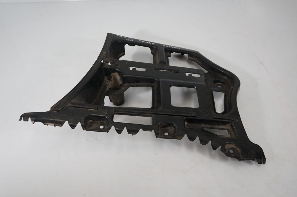 Rear bumper mounting bracket (3)