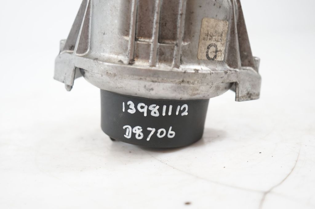 Engine mount bracket (8)