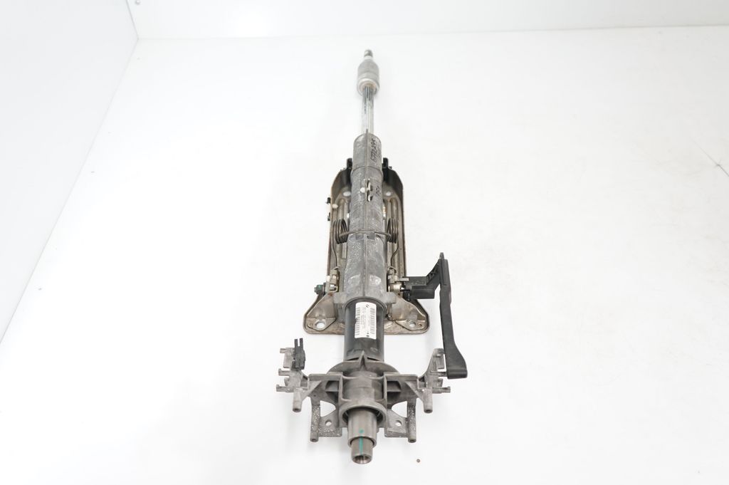 Steering wheel axle (5)