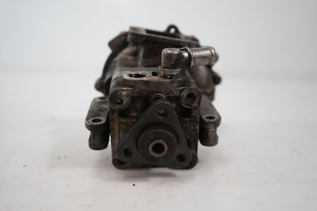 Power steering pump (9)