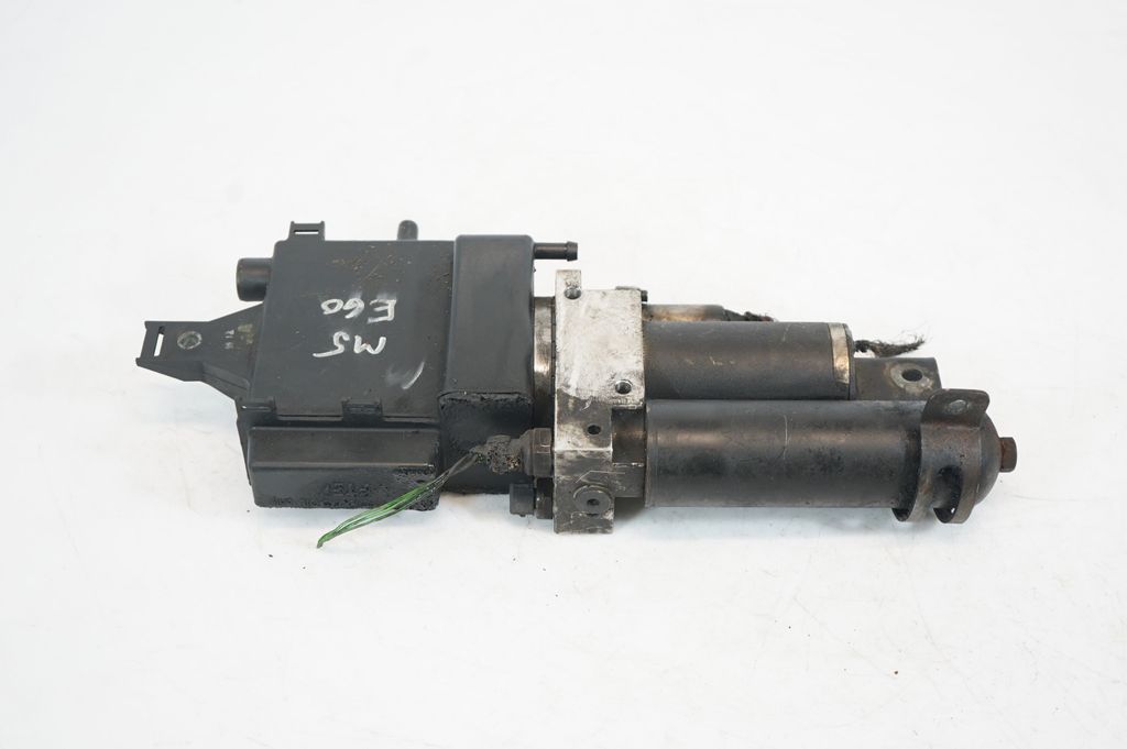 Oil filter mounting bracket (3)