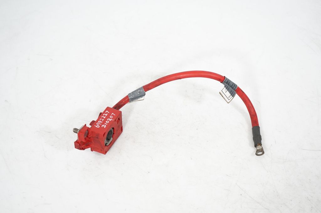 Positive cable (battery)